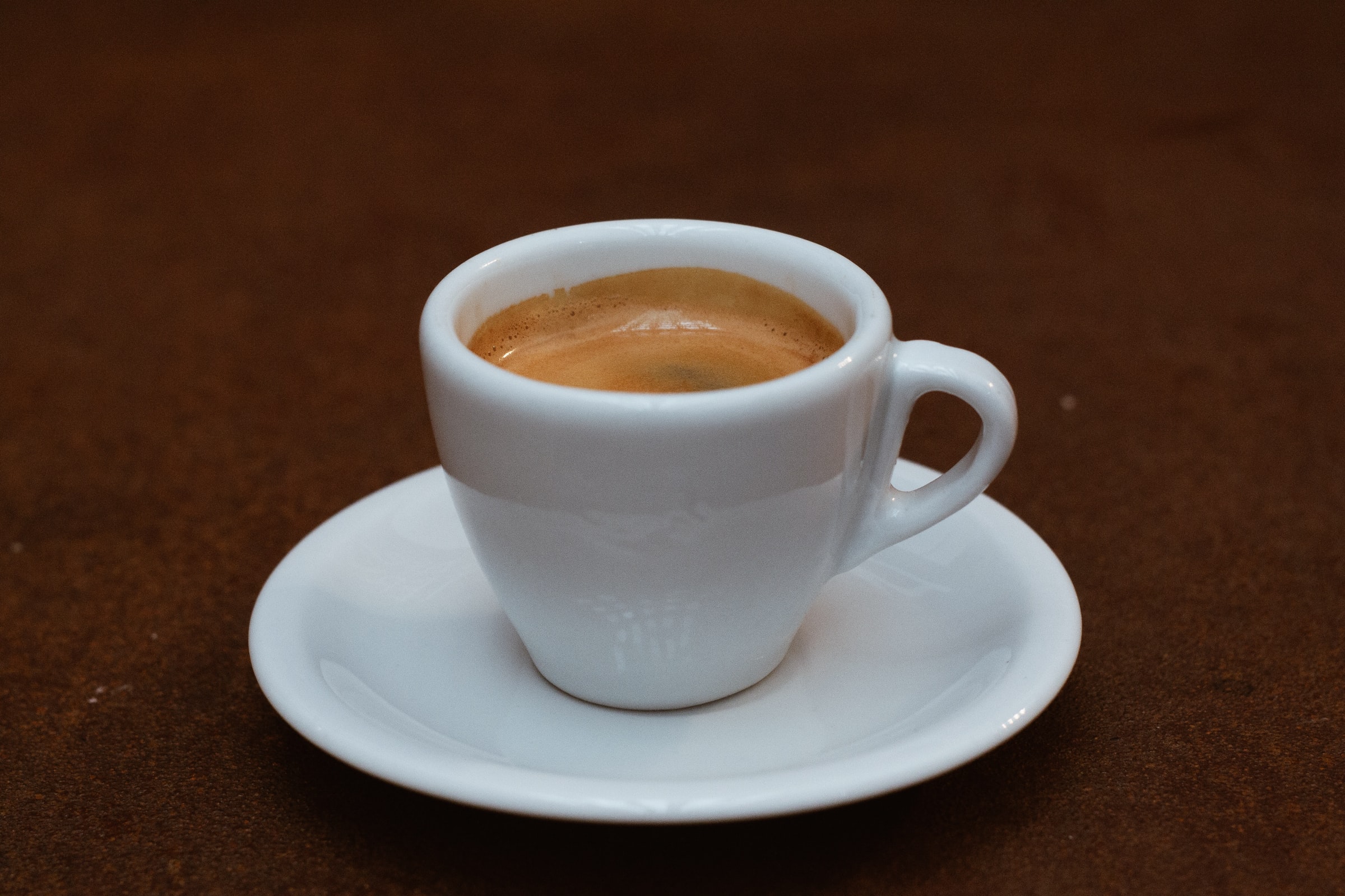 Un café solo ; An espresso